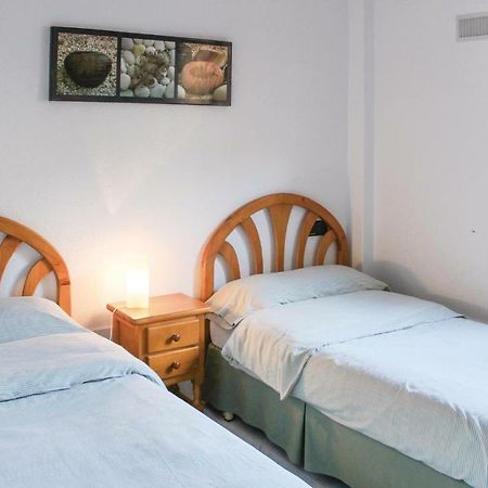 1 Bedroom Gorgeous Apartment In Rojales Ngoại thất bức ảnh