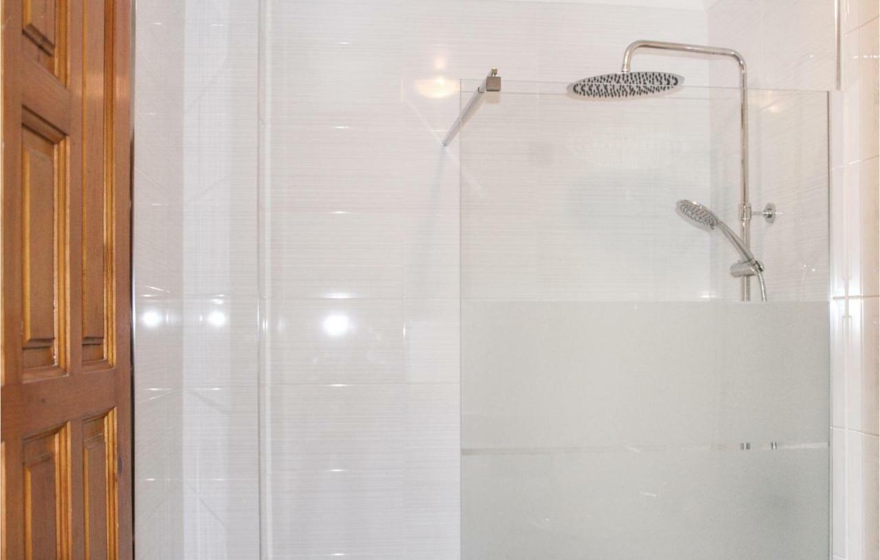 1 Bedroom Gorgeous Apartment In Rojales Ngoại thất bức ảnh